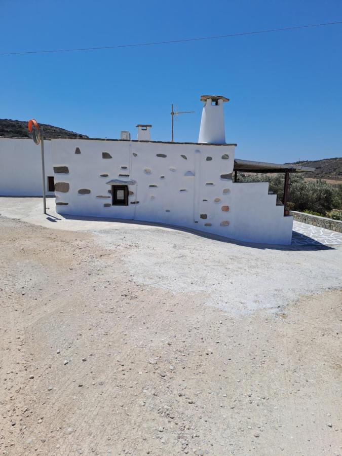 Traditional House Paros Sarakiniko  Luaran gambar