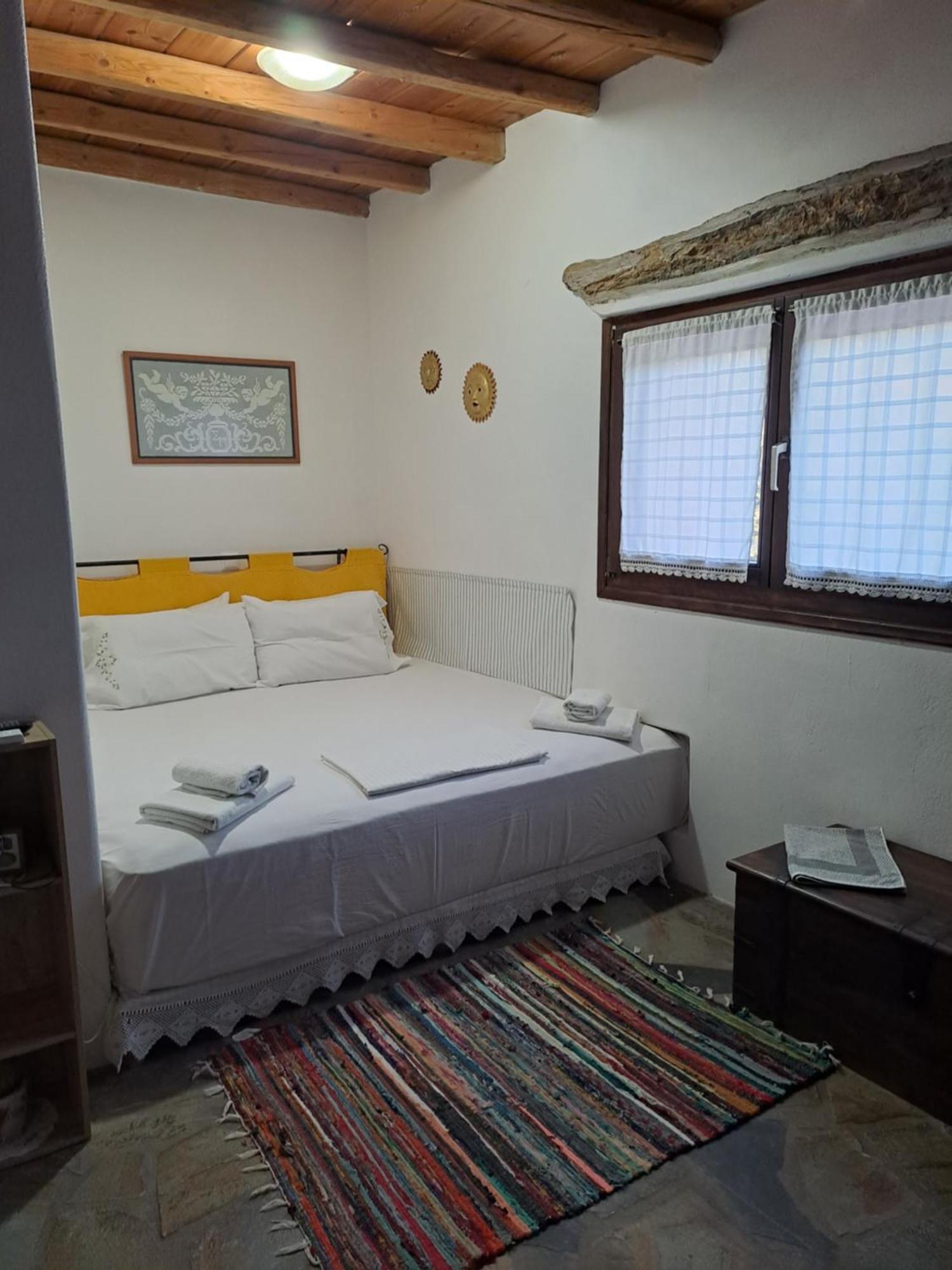 Traditional House Paros Sarakiniko  Luaran gambar
