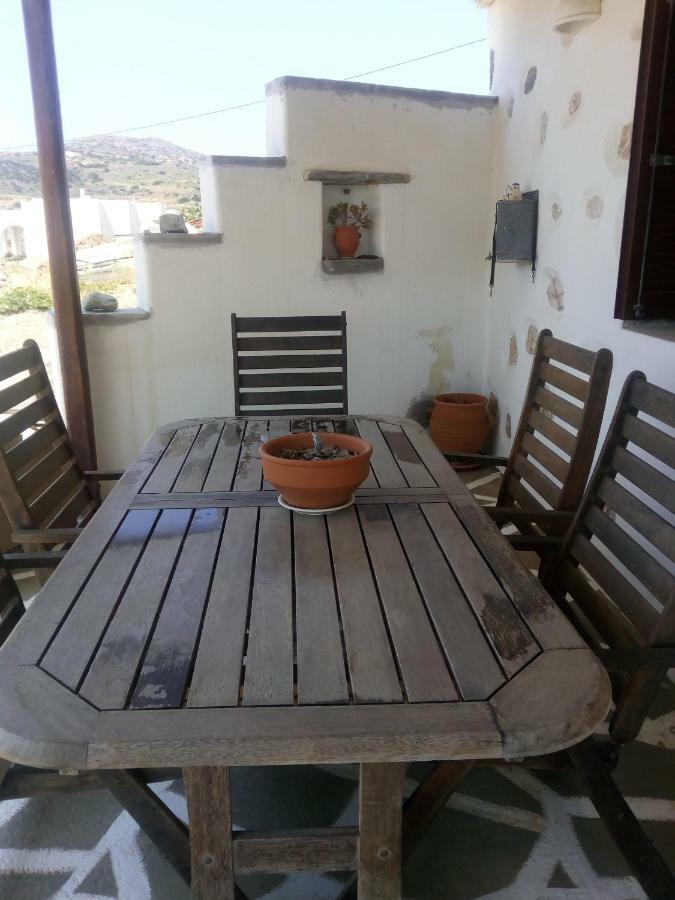Traditional House Paros Sarakiniko  Luaran gambar